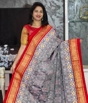 pochampally ikat saree