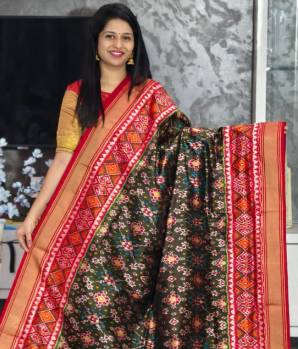 pochampally ikat saree